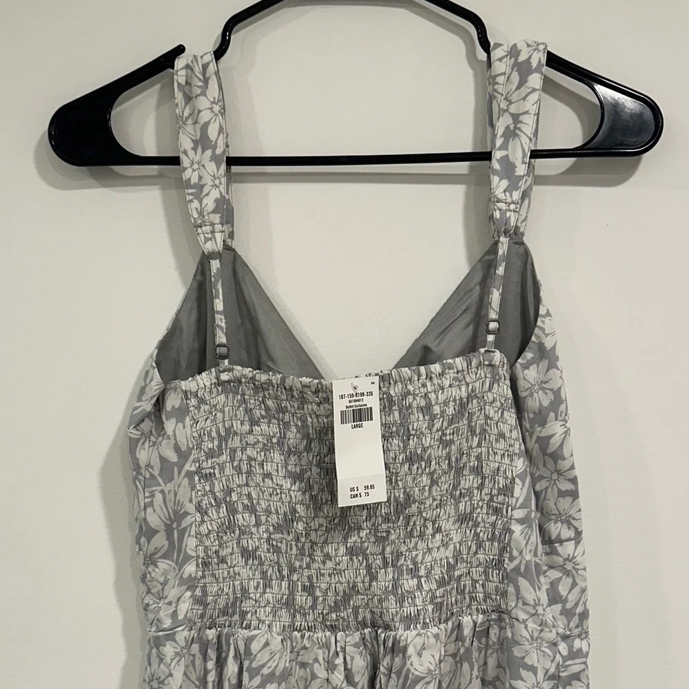 Abercrombie & Fitch Gray Floral Dress